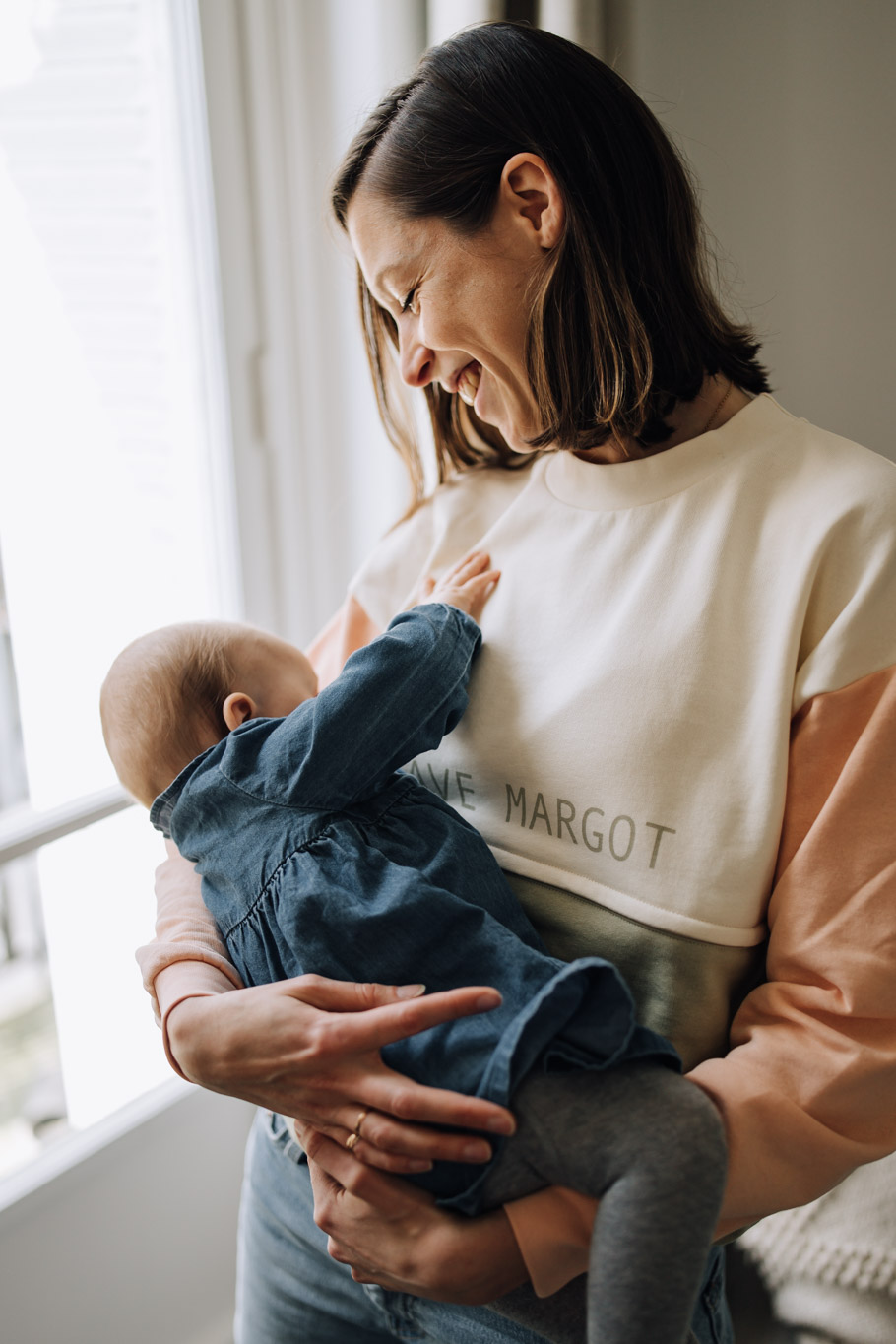 Brave Margot - Vêtements d'allaitement - Les meilleurs cadeaux de naissance  destinés aux mamans !Brave Margot aime prendre soin des mamans en  post-partum. Des vêtements d'allaitement stylés et confortables pour  pouvoir allaiter